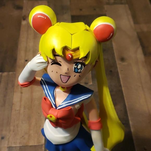 Sailor Moon Figure (((SOLD))) - Picture 2 of 6